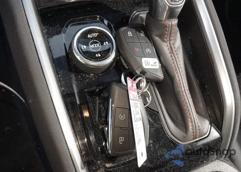 2023 Chevrolet Colorado 4Wd Short Box Z71 from USA, damaged, VIN 1GCPTDEK1P1240167